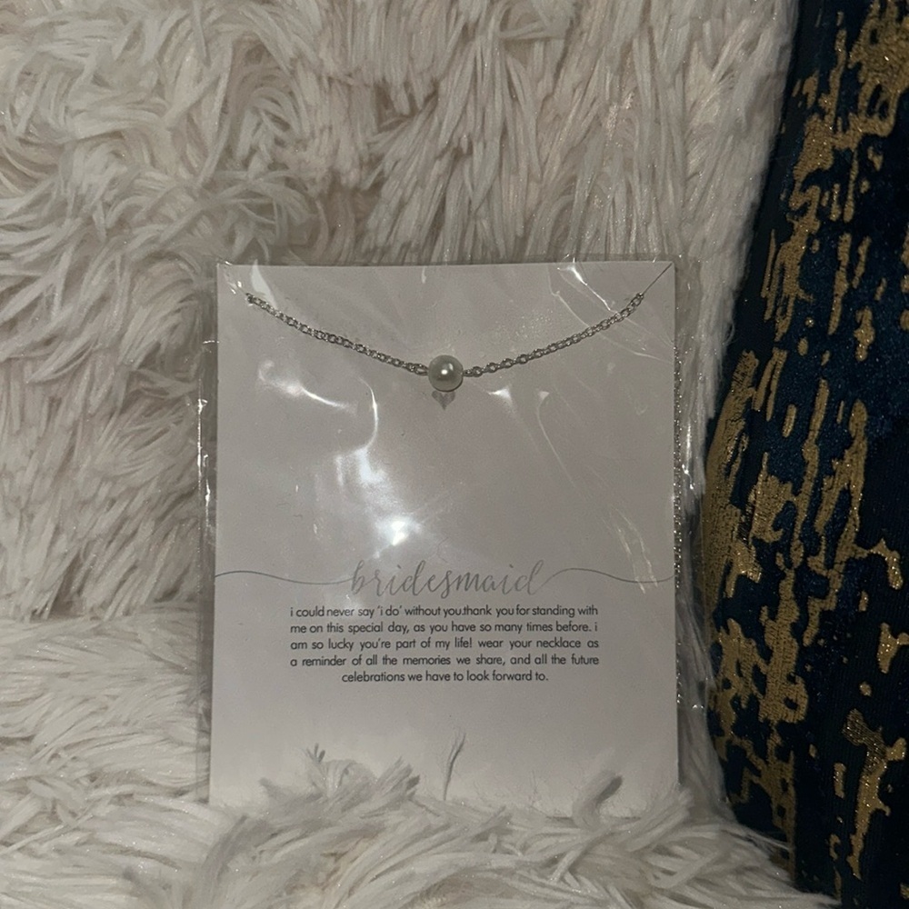 NWT Pearl Bridesmaids necklace